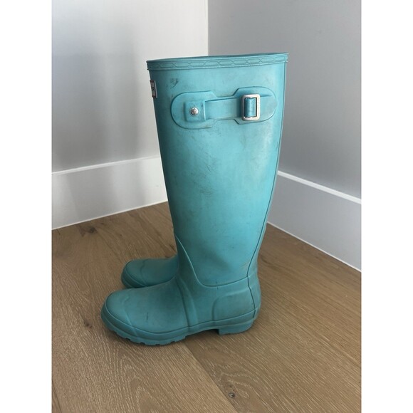 Hunter: Original Tall Teal Blue Rain Boots w/ Knit Fleece Boot Socks (L): Size 6 - Picture 4 of 9